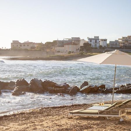 Le Suites Sul Mare Di Esterina Civitavecchia Ngoại thất bức ảnh