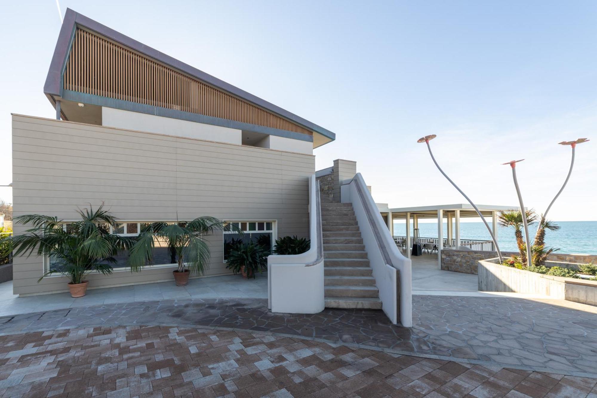 Le Suites Sul Mare Di Esterina Civitavecchia Ngoại thất bức ảnh